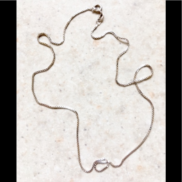 Jewelry - Beautiful silver 1.25mm 18” chain!